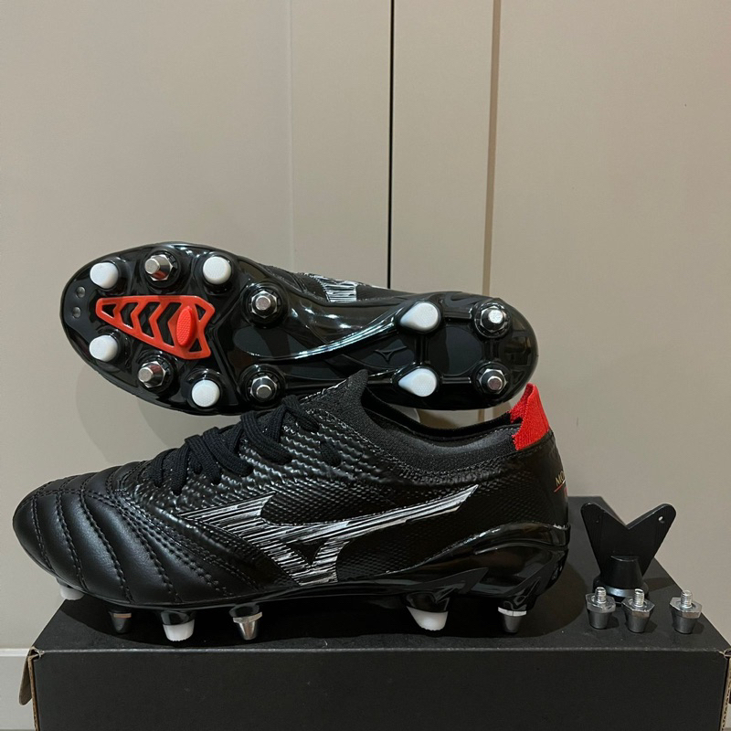 Sepatu Bola Mizuno Morellia Beta 3 Anticlog Black Red