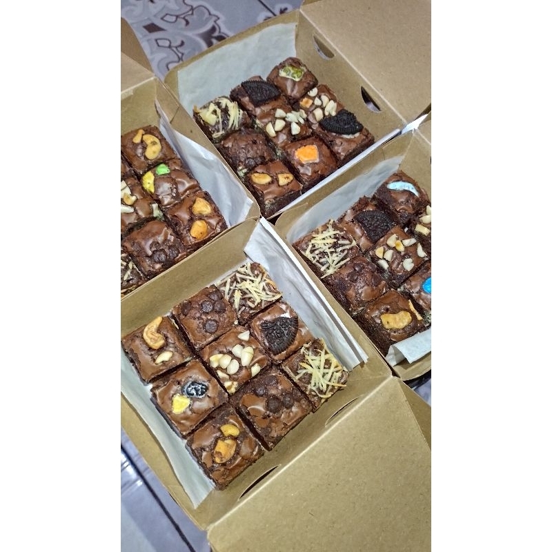 

Brownies shiny sekat uk kecil