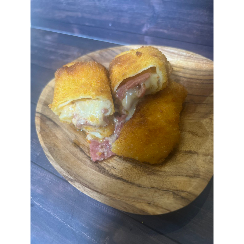 

Risoles Smokedbeef mayo mozarella