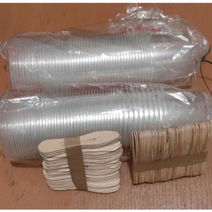 

KODE IJD863 Cup ice cream + sendok kayu