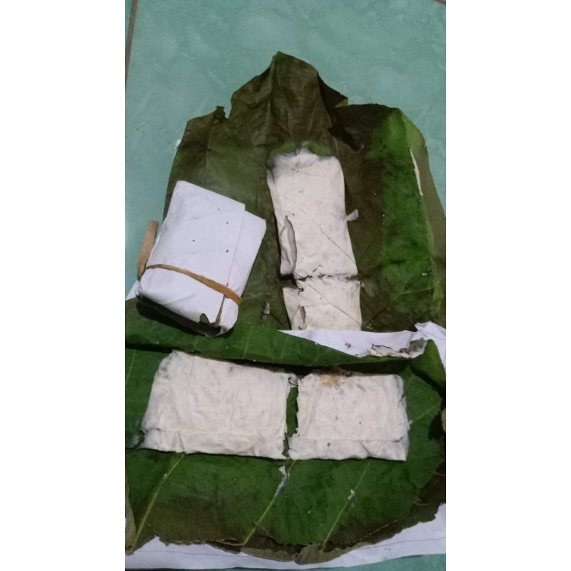 

tempe kedelai bungkus godong jati