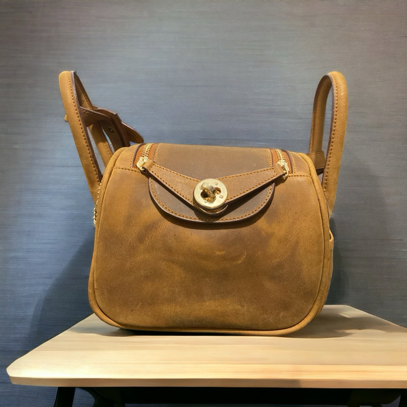 pika bag crazy horse patina leather