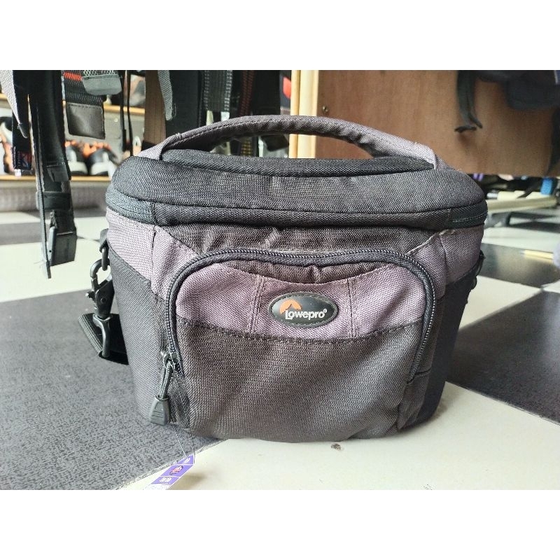 Tas Kamera (medium) LOWEPRO