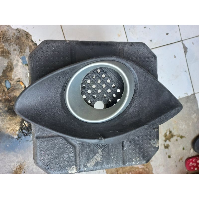 Cover foglamp mazda 2 original kiri