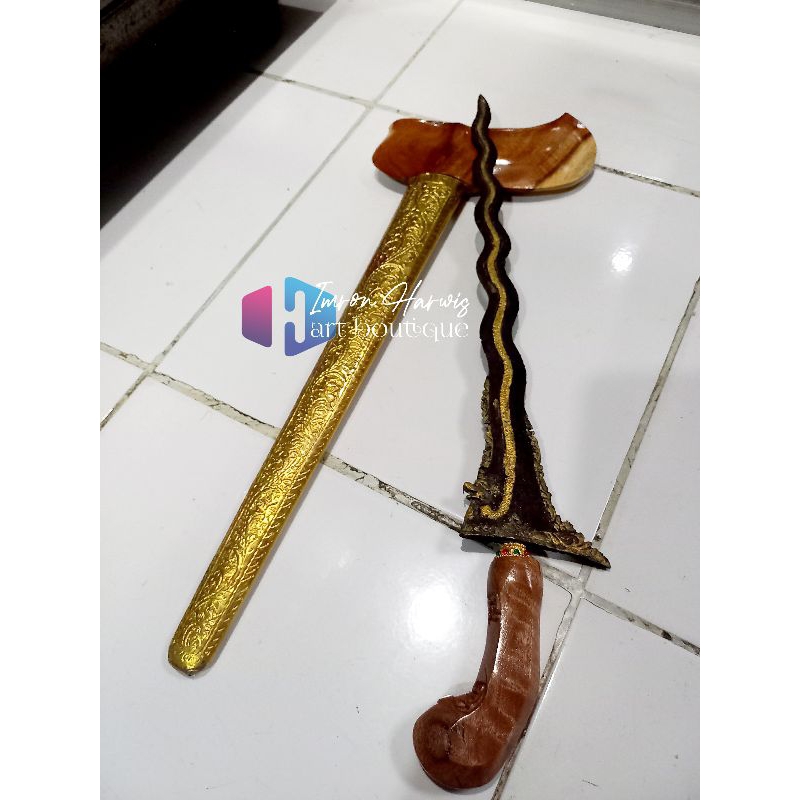 Keris Souvenir/manten model gayaman solo alusan bilah naga besi cor motif kayu acak sesuai ketersedi