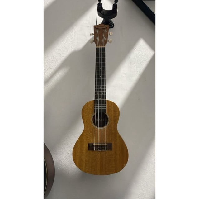 PRELOVED MAKOA UKULELE