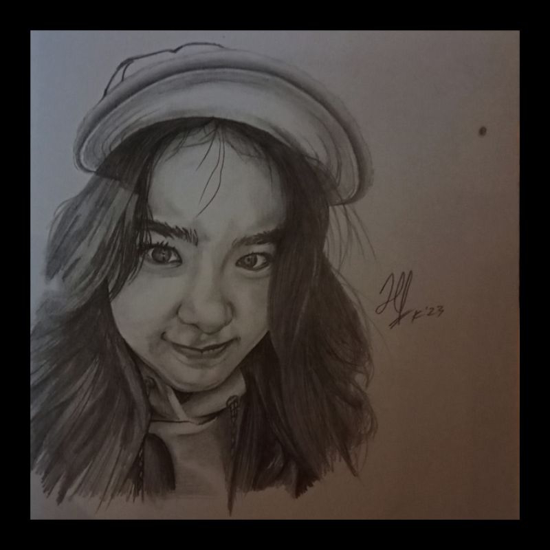 

Sketsa Wajah Hitam Putih A5