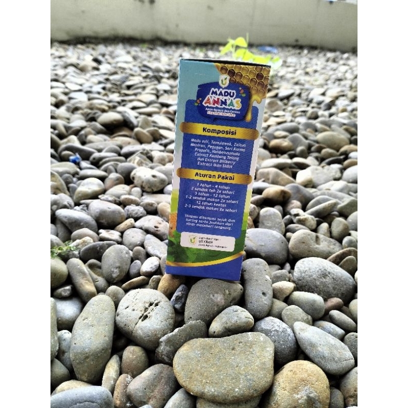 

MADU ANNAS - 125Gr - 100% original produk - baik untuk nafsu makan anak dan menjaga mata anak serta menambah kecerdasan anak