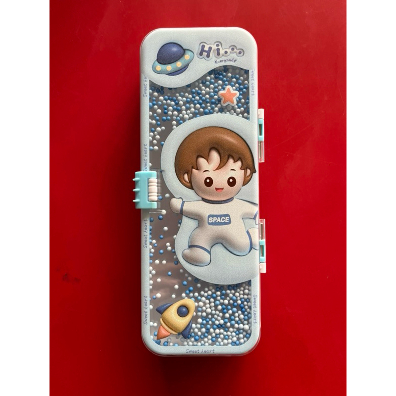 

Kotak Pensil Xiaolingjing