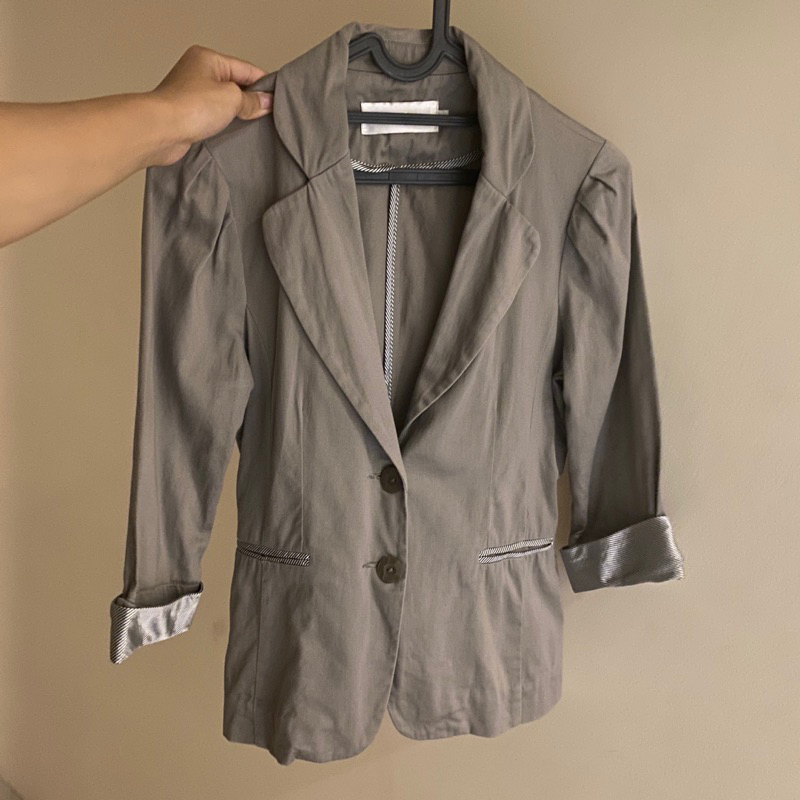 Preloved Blazer Wanita Accent Silver Abu