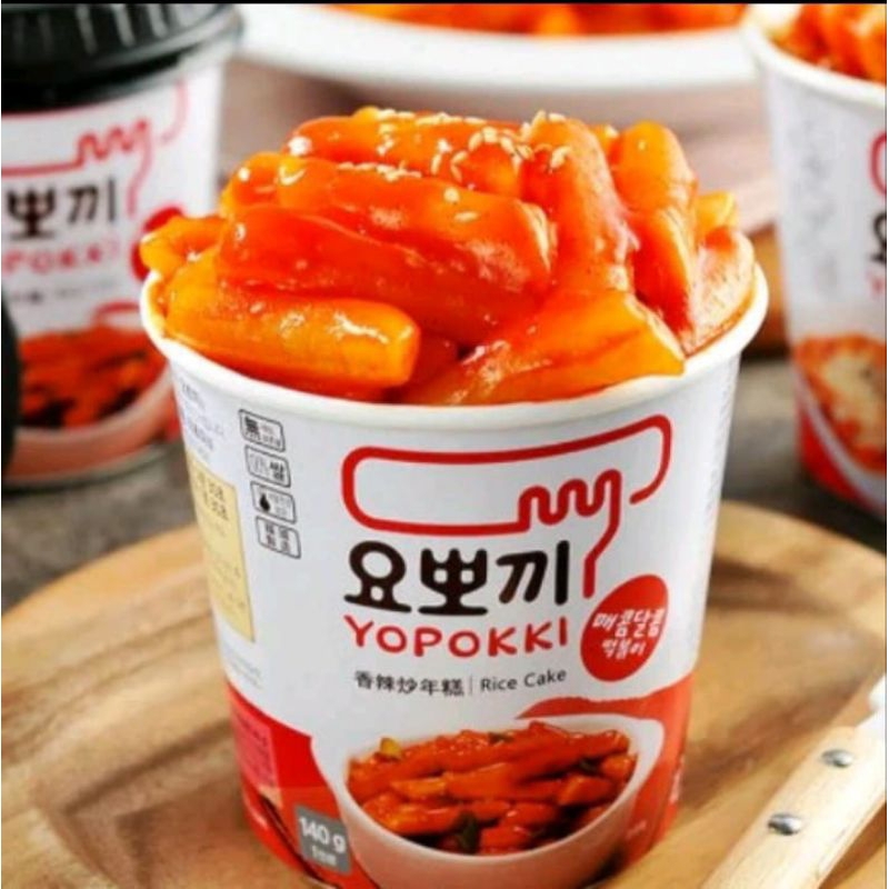 

YOPOKKI KOREAN RICE CAKE INSTANT CUP HALAL TTEOBOKKI