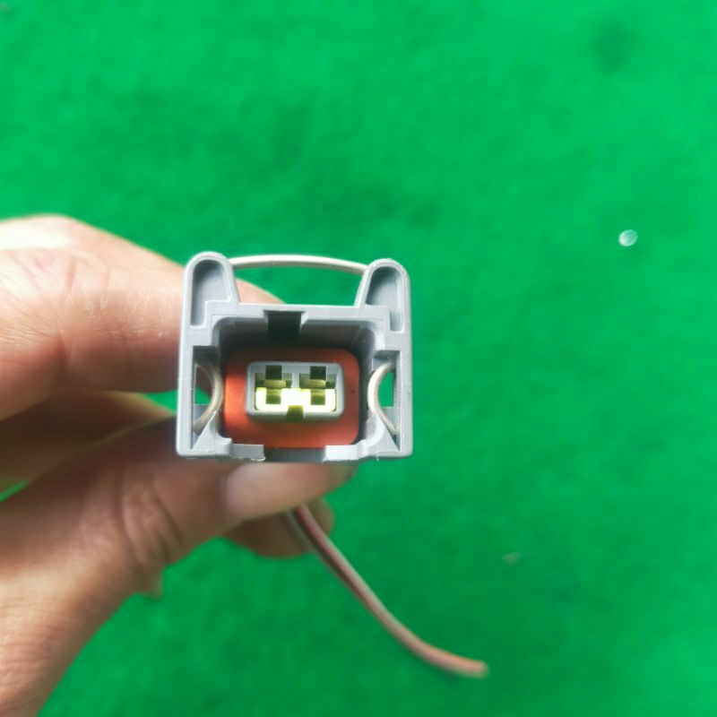 soket sensor isc kia timor 2 pin