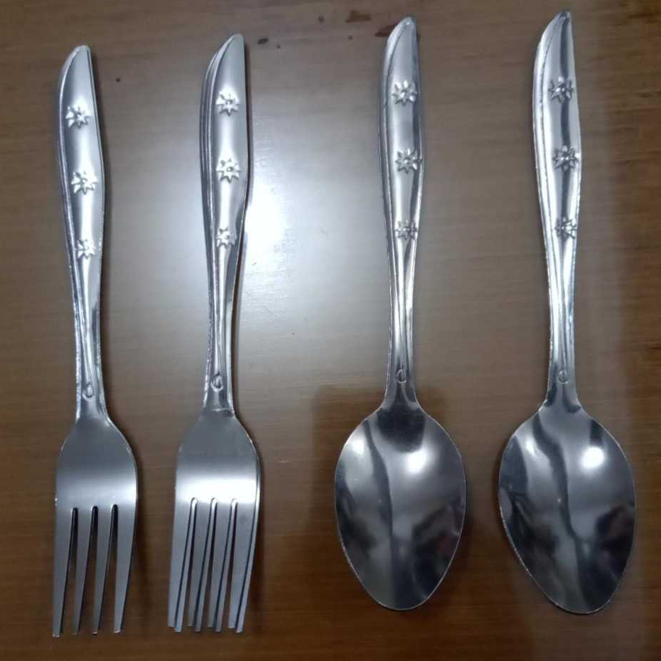 Sendok Makan Stainless Bahan Tebal Anti Karat Motif Bintang