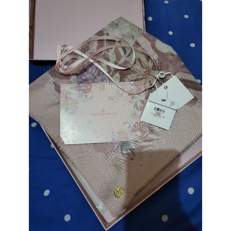 Buttonscraves preloved