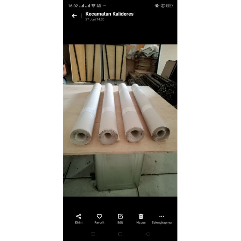 

KERTAS KORAN BURAM FLIPCHART / PAPAN PRESENTASI 60X90CM ( 61X86CM )