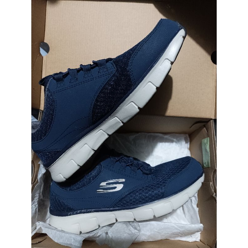 Skechers Preloved 41