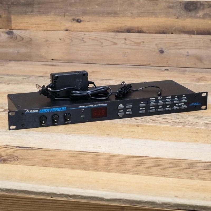 efek vocal alesis midiverb III gambling tanpa PSU