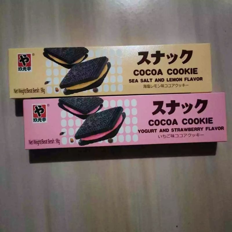 

JGT COCOA COOKIE sandwich sea salt lemon /yoghurt strawberry 98 gram