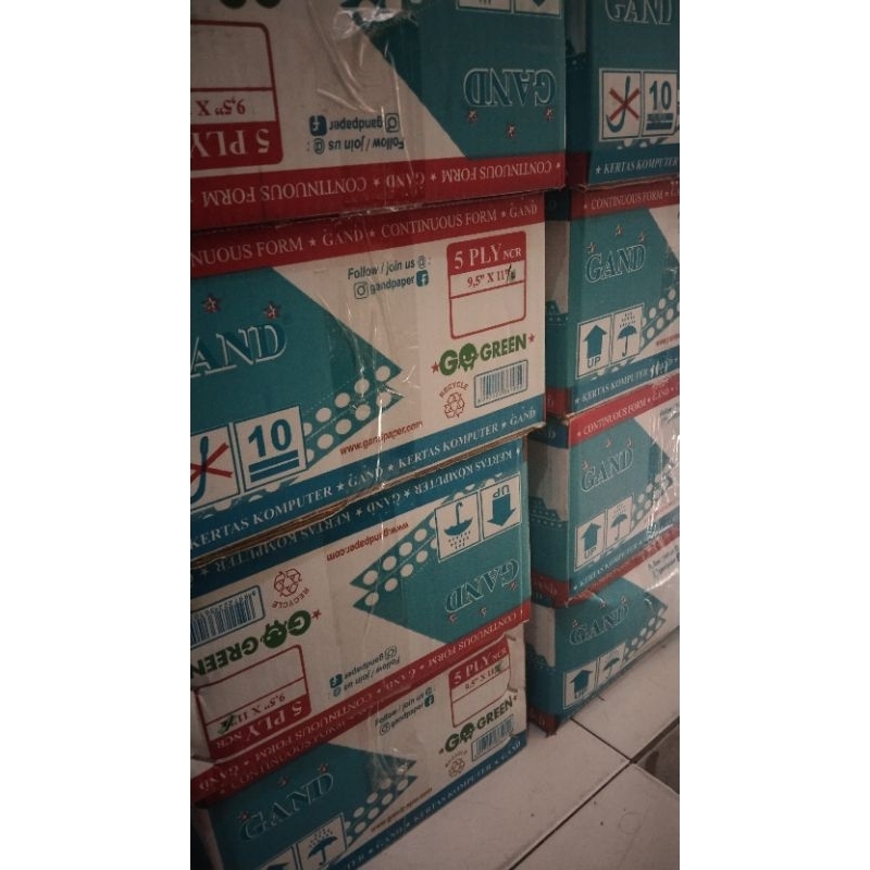 

Continous form 5 ply/ NCR 9.5 x 11 1 dus