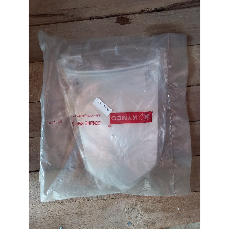 Cover / tutup lampu belakang /sambungan body kymco free Lx new