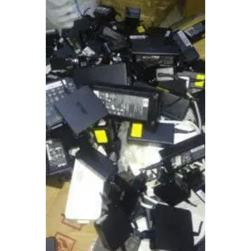 adaptor laptop 19v-20v 1,75amp- 3,5amp kabel dc buntung