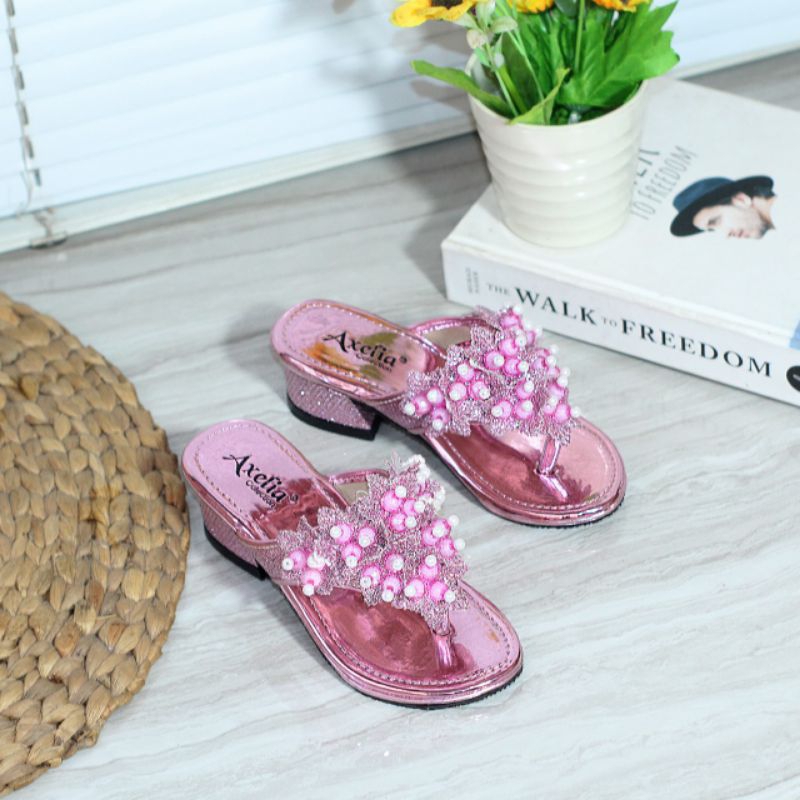 Sandal Pesta Anak Perempuan Hak Tahu 3CM Jepit Anggur