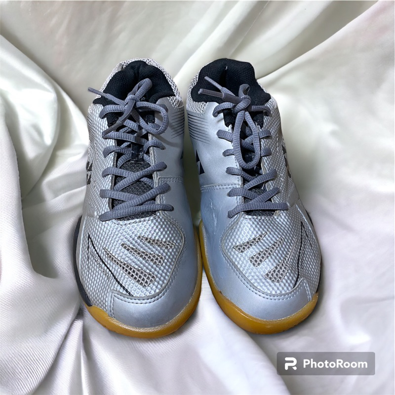 SEPATU BADMINTON YONEX ORIGINAL SECOND