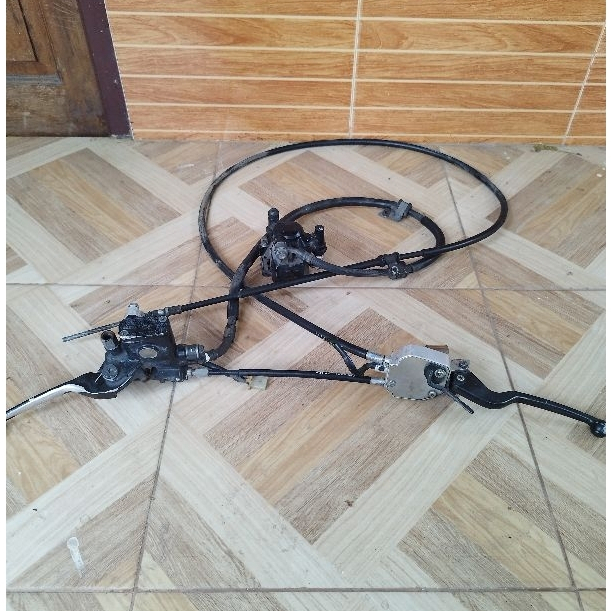 MASTER REM DEPAN SET CBS VARIO TECHNO 110 KARBU