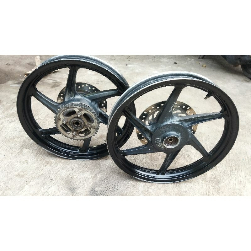 Velg CB150R ori copotan set piringan cakram+ napgir