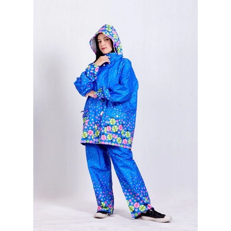 JAS HUJAN MONAS FIESTA