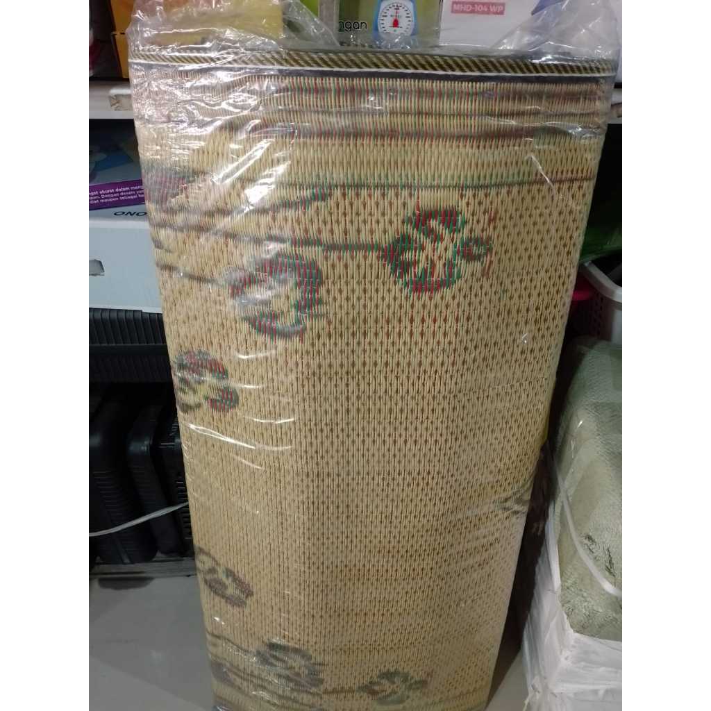 Tikar Plastik Cap MegaMat 2mx3.3m / Tikar / Tikar Lipat Plastik/ Tikar Plastik Jumbo 3 Lipat