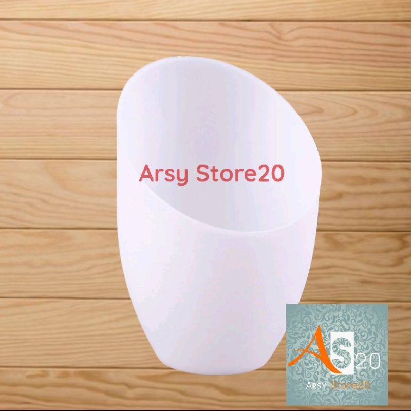 KAP LAMPU DINDING / HIAS