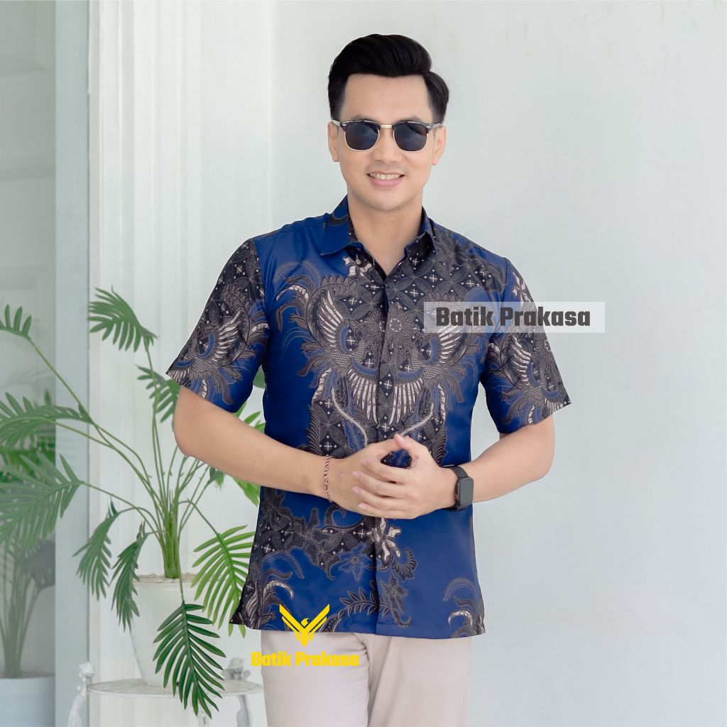 Kemeja Batik Prakasa Motif Arkanza Slimfit Lengan Pendek Batik Solo