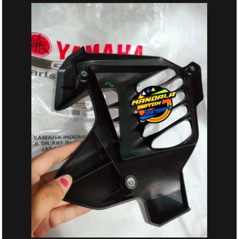 COVER TUTUP RADIATOR LEXI , AEROX 155,ORIGINAL YAMAHA B65-E2467-00