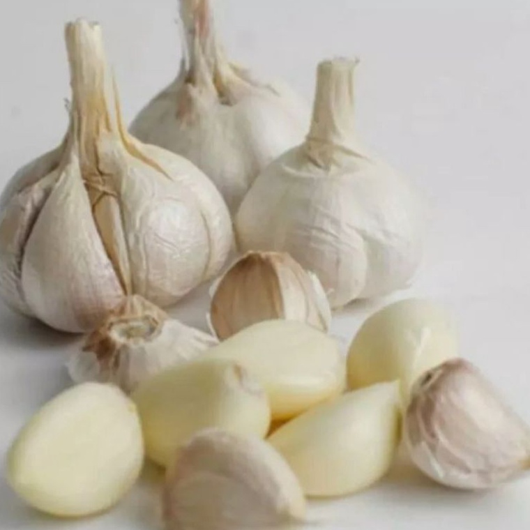 

BTR68 Bawang putih kating bersih kering 1kg1gram HKM