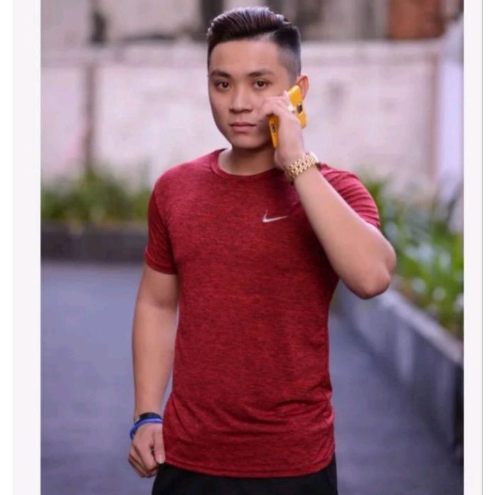 Baru Baju Olahraga pria fitnes training lengan pendek Jual