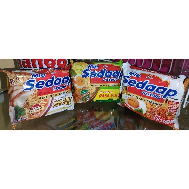 

Mie sedap instant @3000