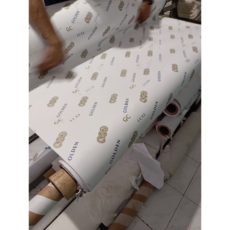 

kertas bungkus bunga hias