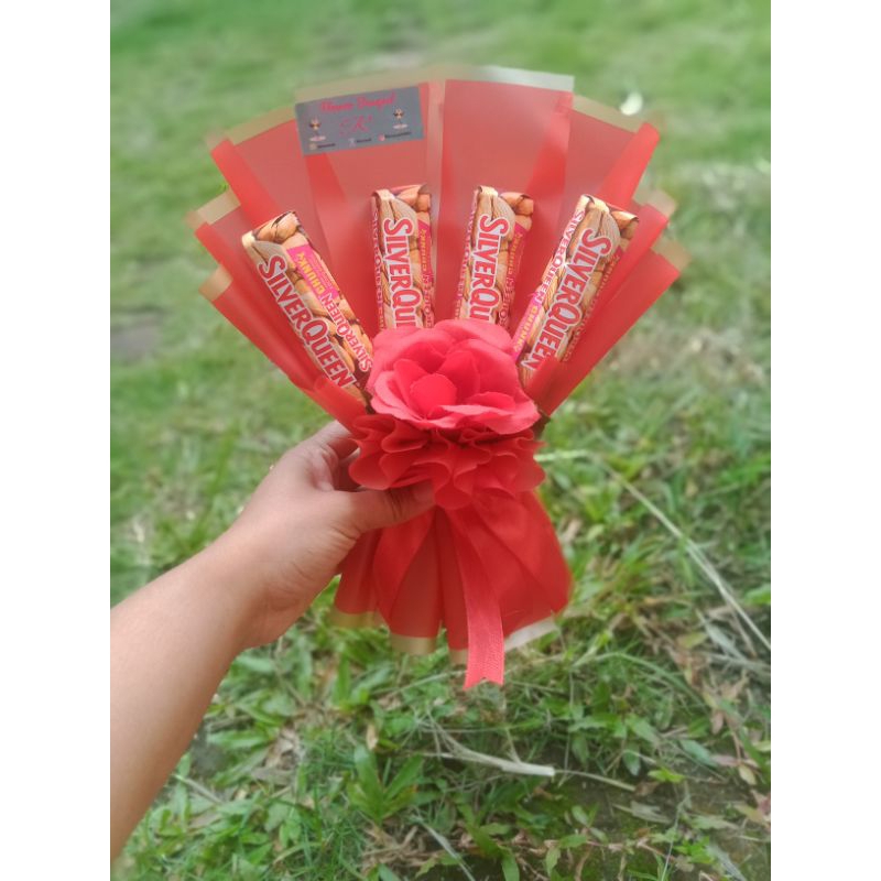 

buket Silverqueen hadiah wisuda,ulang tahun