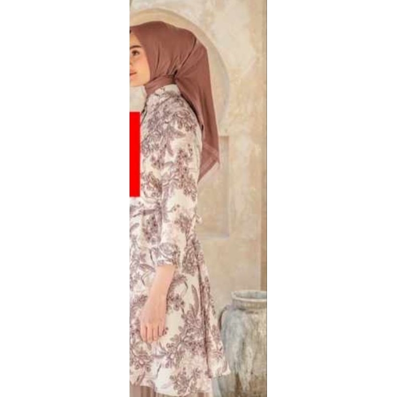 Ruby Tunik Wearing Klamby