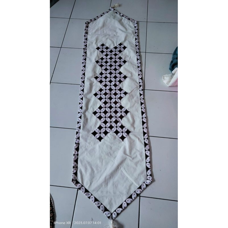 taplak meja 40 x 150 cm