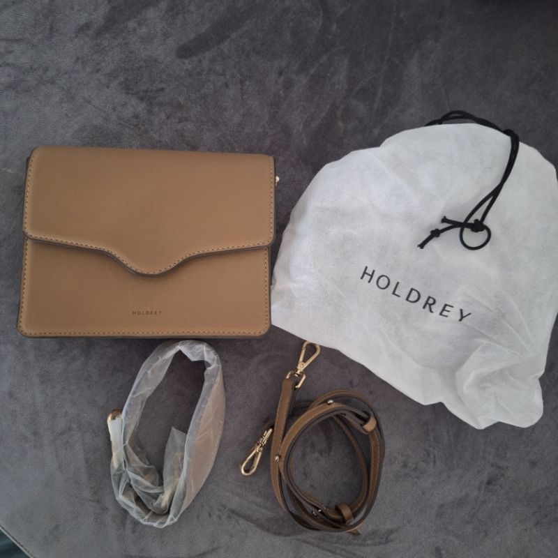 preloved taz holdrey