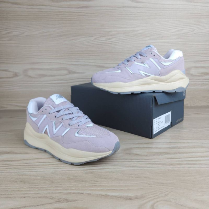 New Balance W5740CD Purple Taro (BNIB)