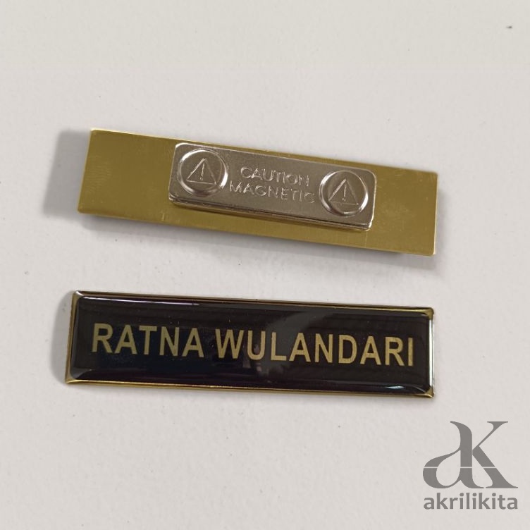 Name Tag Papan Nama Dada Gold Silver Peniti Magnet Paku