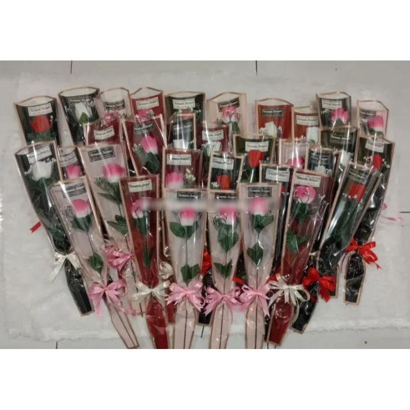 buket bunga mawar 1 tangkai