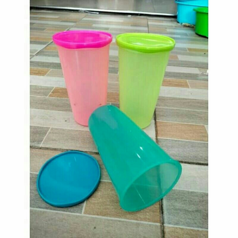 botol minum tutup/gelas minum tutup plastik