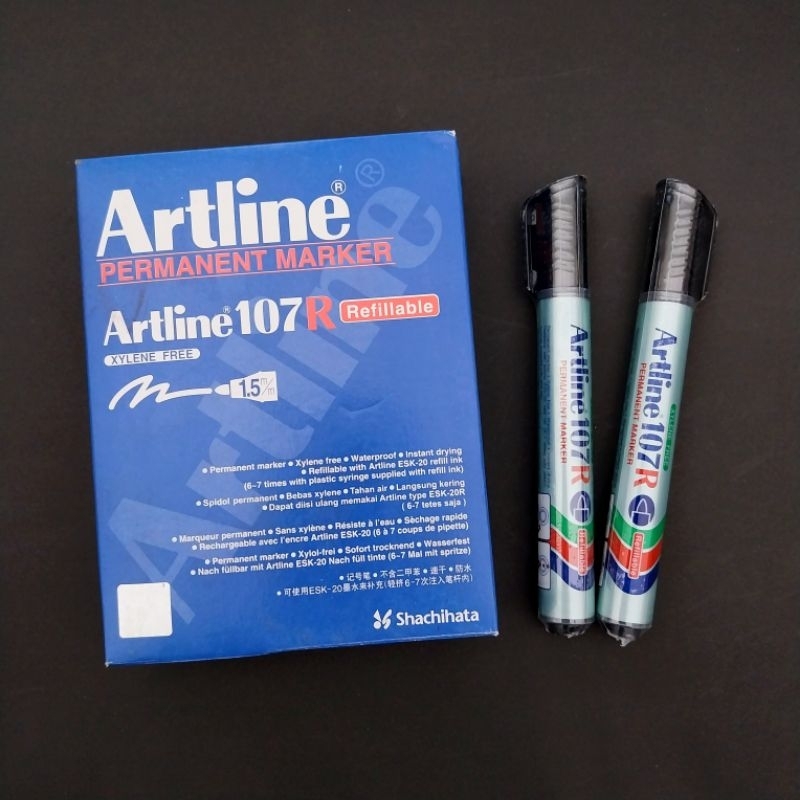 

(1 pcs) Spidol Permanent Artline EK107R Hitam