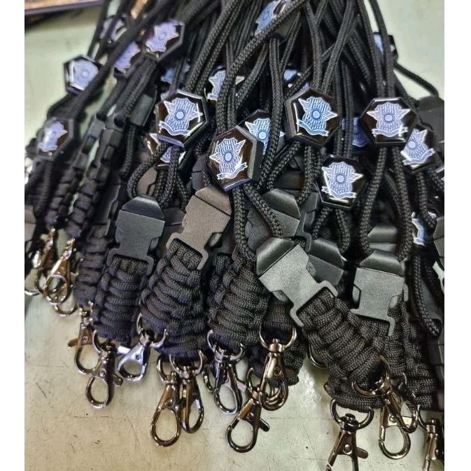 

lanyard korlantas polri hanya talinya saja