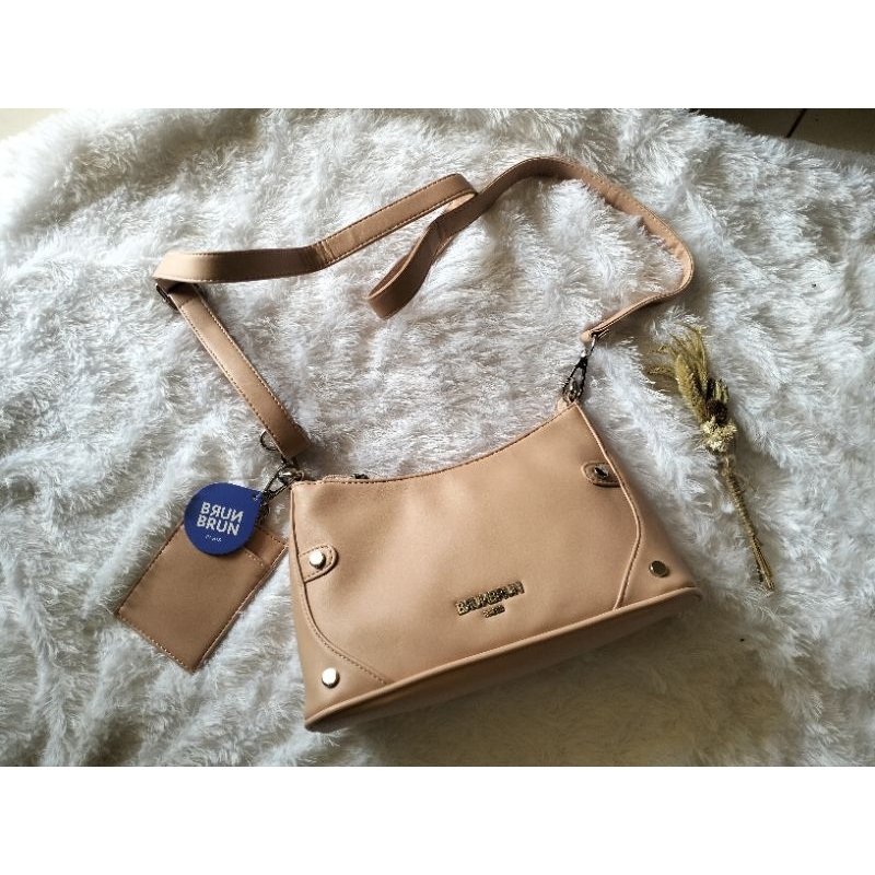 TAS SELEMPANG WANITA CORIBERT BURNBURN PARIS