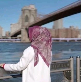 buttonscarves new york reborn chelsea preloved